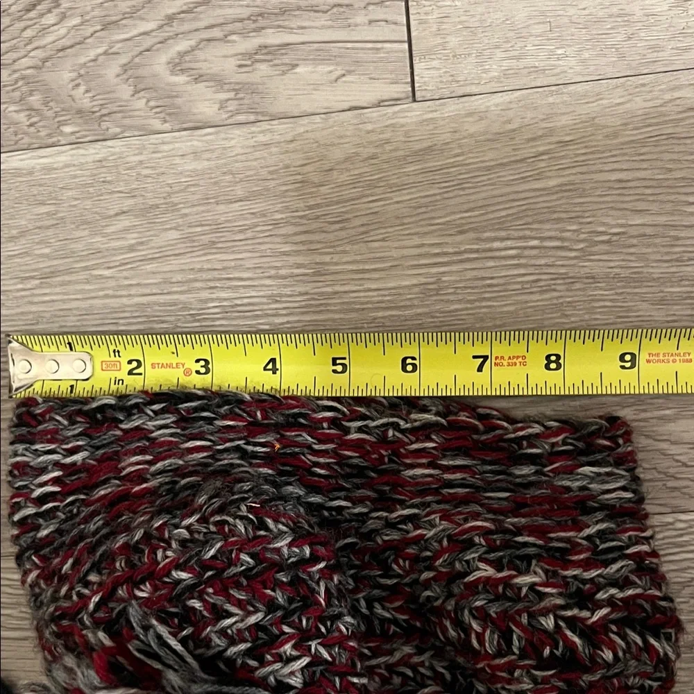 VTG 70s Burgundy Gray Black Chunky Knit Beret Hat w/ Tassel